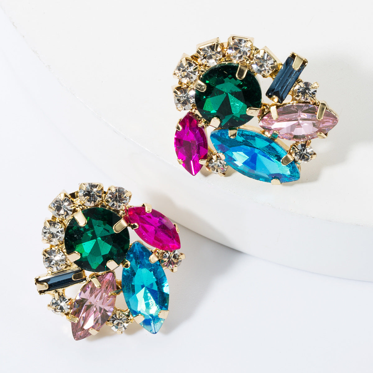 Fashion Color Diamond Rhinestone Super Flash Earrings Female Personality Super Fairy Stud Earrings