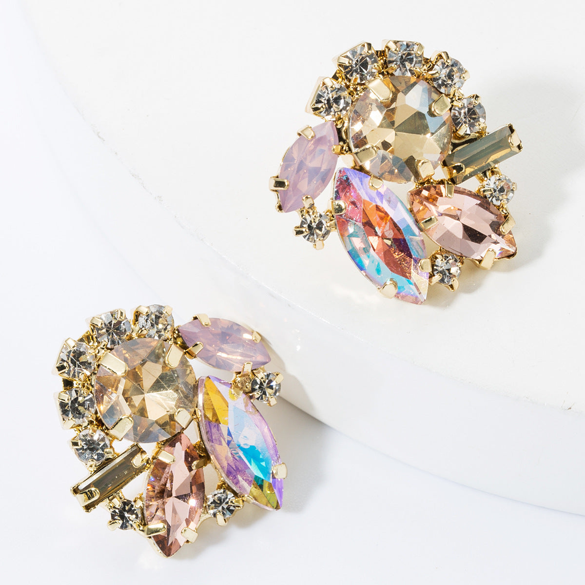 Fashion Color Diamond Rhinestone Super Flash Earrings Female Personality Super Fairy Stud Earrings