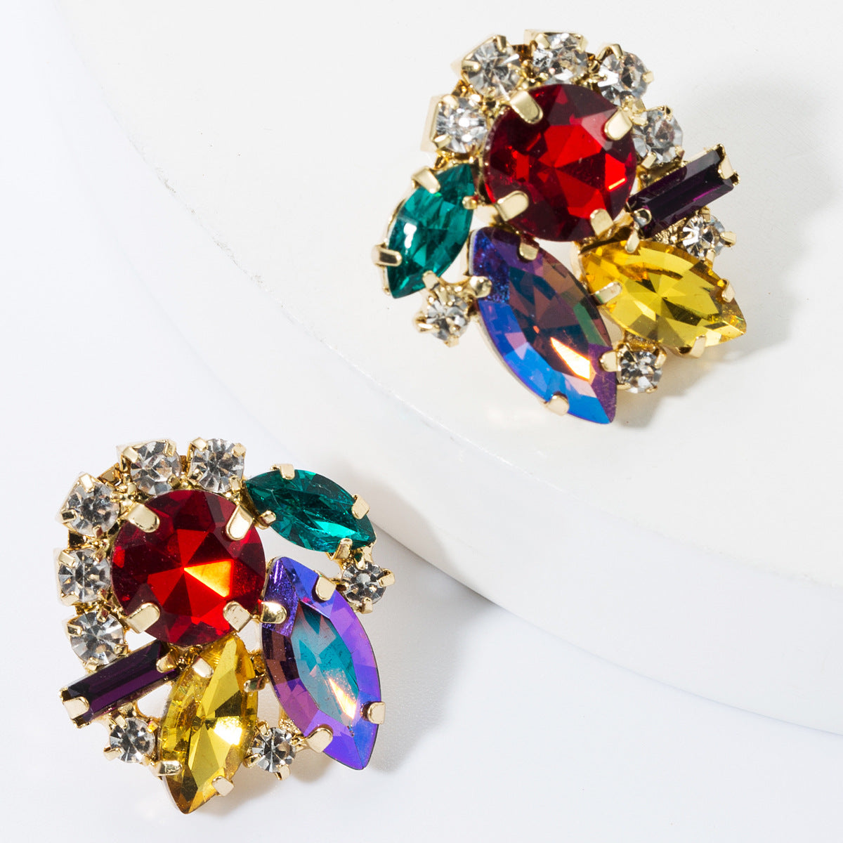 Fashion Color Diamond Rhinestone Super Flash Earrings Female Personality Super Fairy Stud Earrings