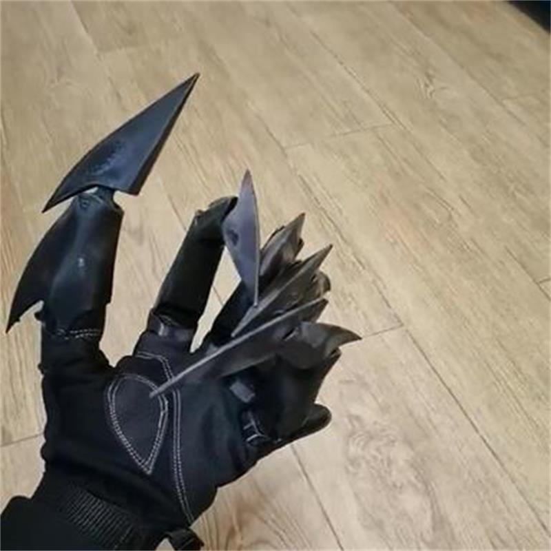 Black Dragon Claws Joints Flexible And Changeable Gloves Toys Halloween Role-Playing Horror Ghost Hand Props