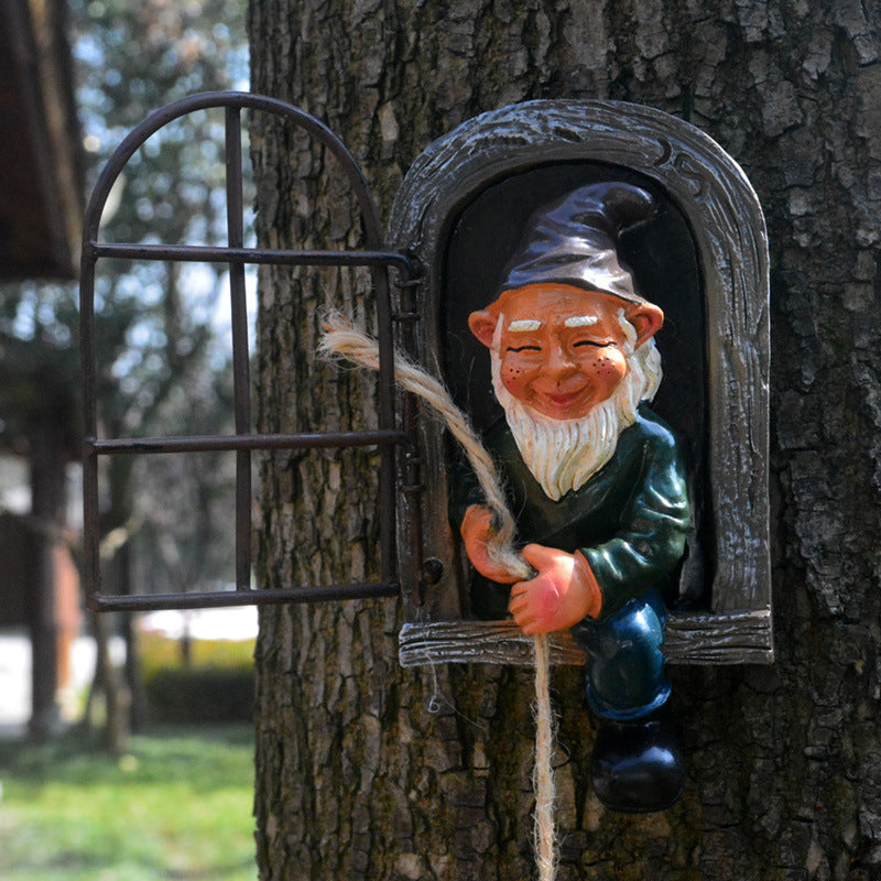 Gardening Decoration Garden Sculpture Turning Over The Window Climbing Dwarf Old Man Big Tree Decoration Resin Crafts