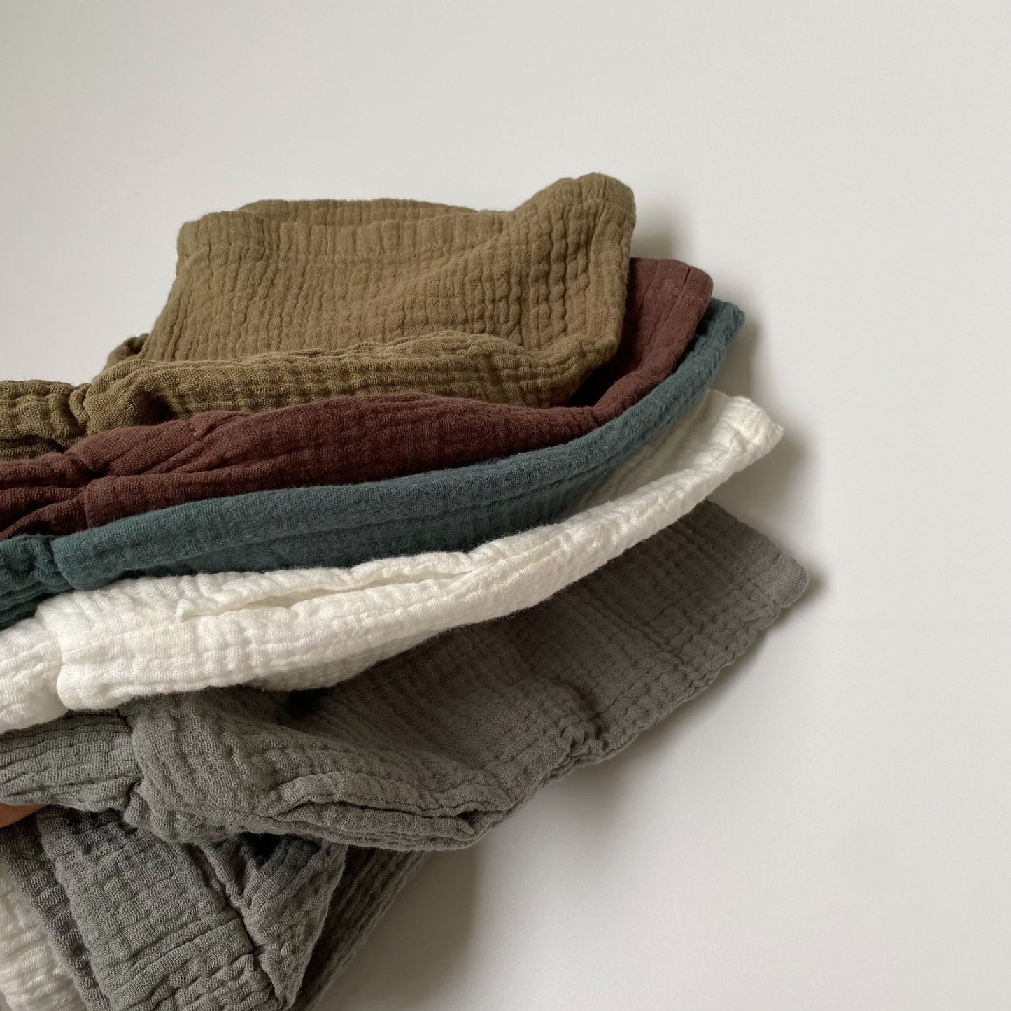 Cotton yarn side pocket shorts - SkyeDragon Gifts