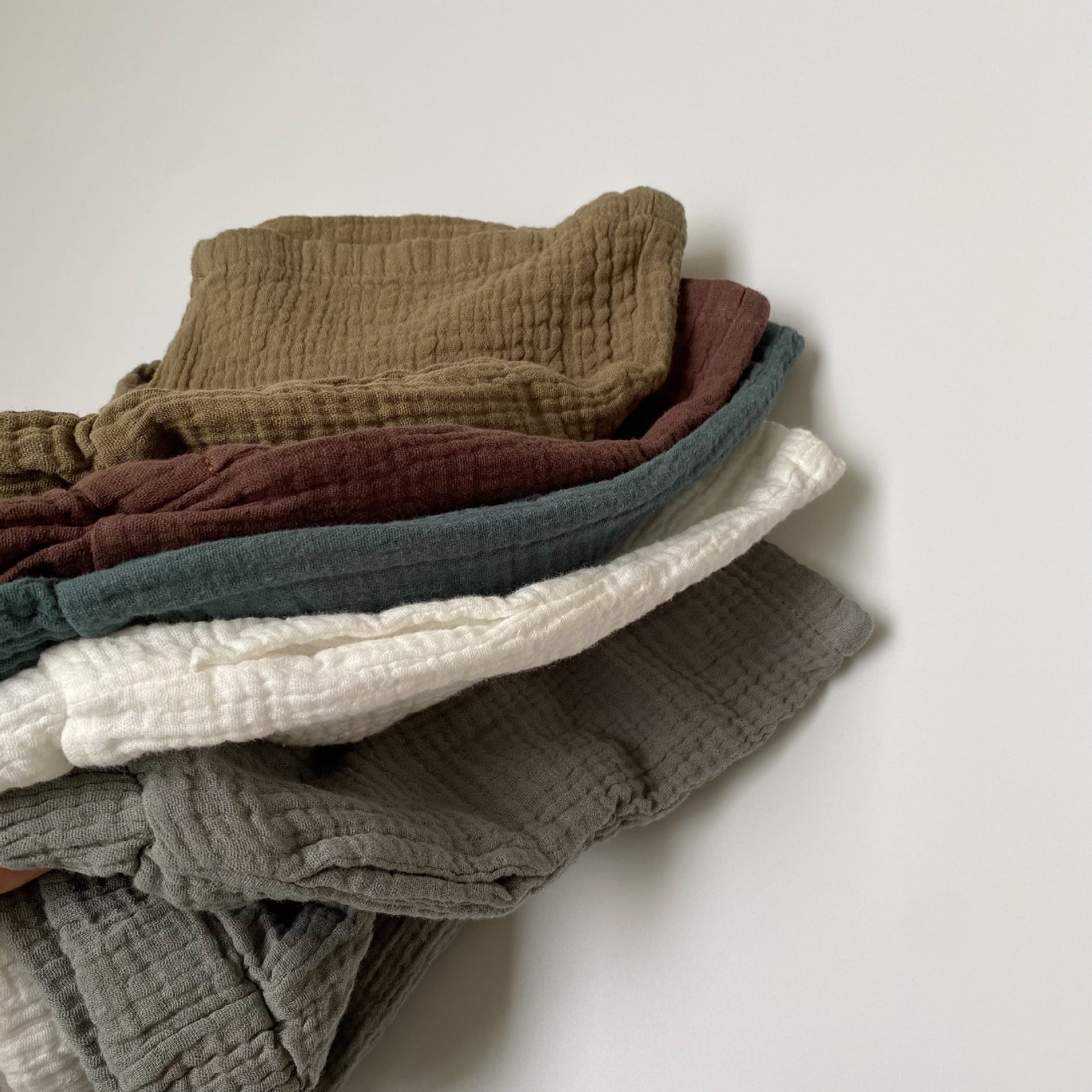 Cotton yarn side pocket shorts - SkyeDragon Gifts