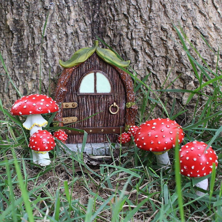 Luminous Mushroom Cabin Resin Craft for Garden Courtyard Decor