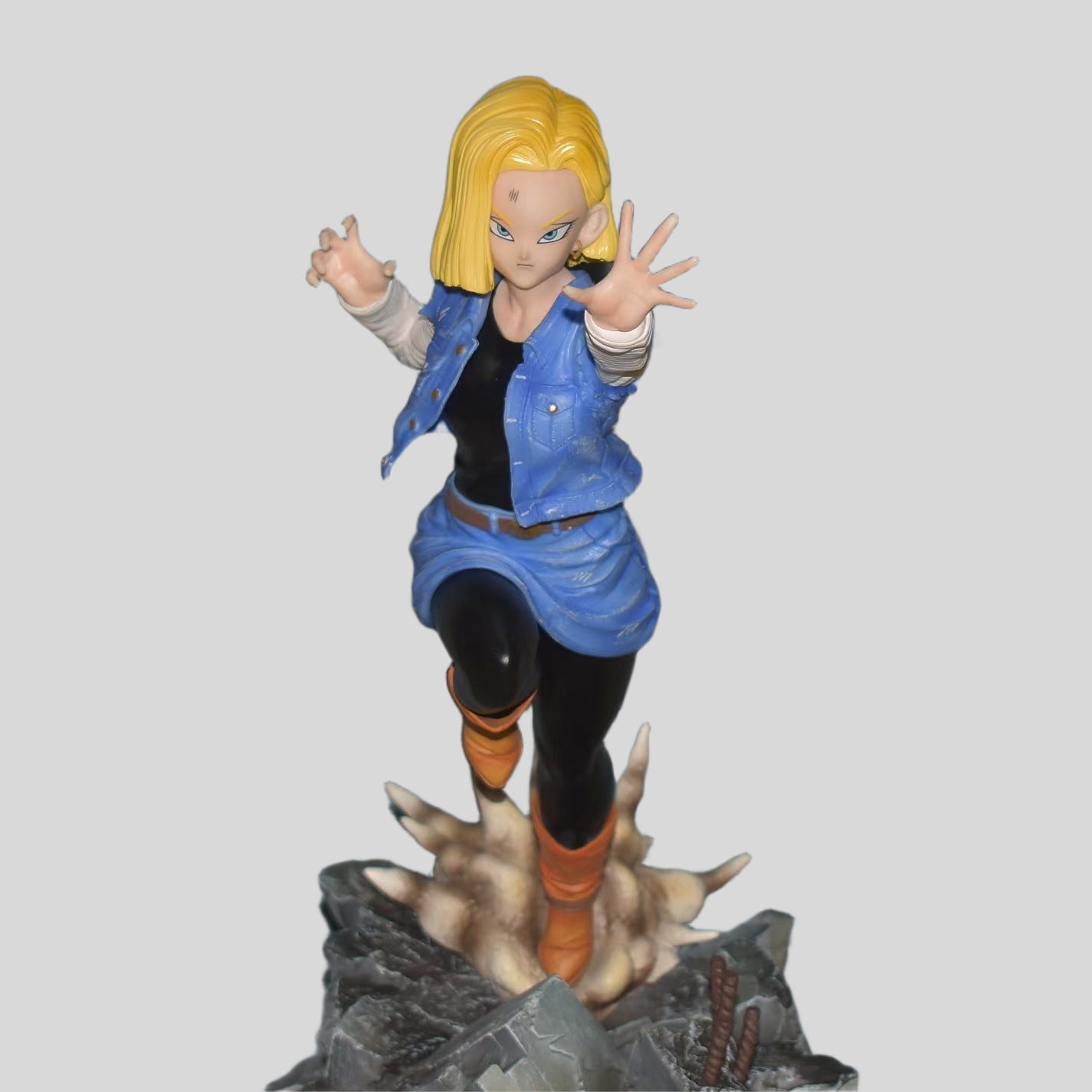 Dragon Ball No. 17 and No. 18 figurine severed arm Wufan future warrior Wufan anime figurine - SkyeDragon Gifts