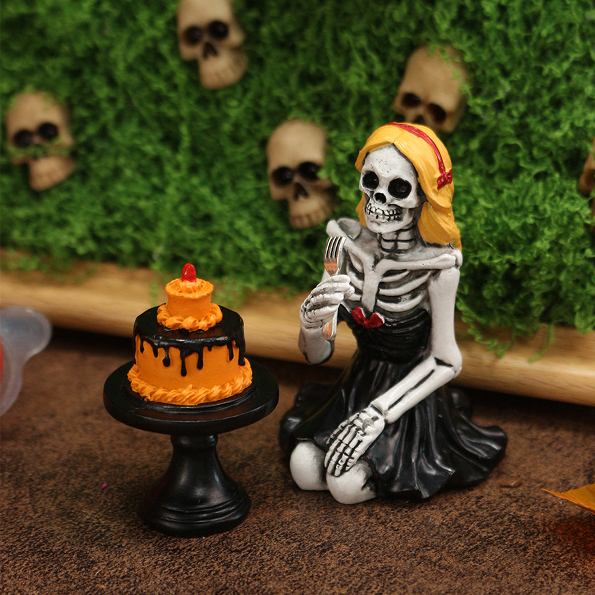 Festive Skull Girl Statue Decoration for Halloween Home Skeleton Scene Resin Craft - SkyeDragon Gifts