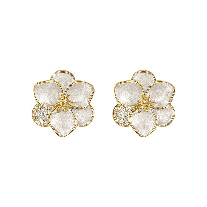 Niche design simple earrings white flower fairy earrings
