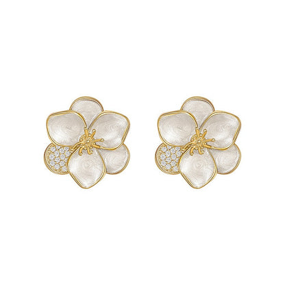 Niche design simple earrings white flower fairy earrings