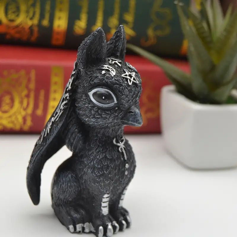 Halloween Witch Black Cat Resin Decoration Figurine Magical Mysterious Atmosphere Design Decorative Ornament - SkyeDragon Gifts