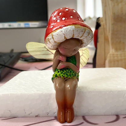 Sleeping Fairy Resin Crafts Sleeping Mushroom Elf Ornament Small Forest Mushroom Fairy Ornament